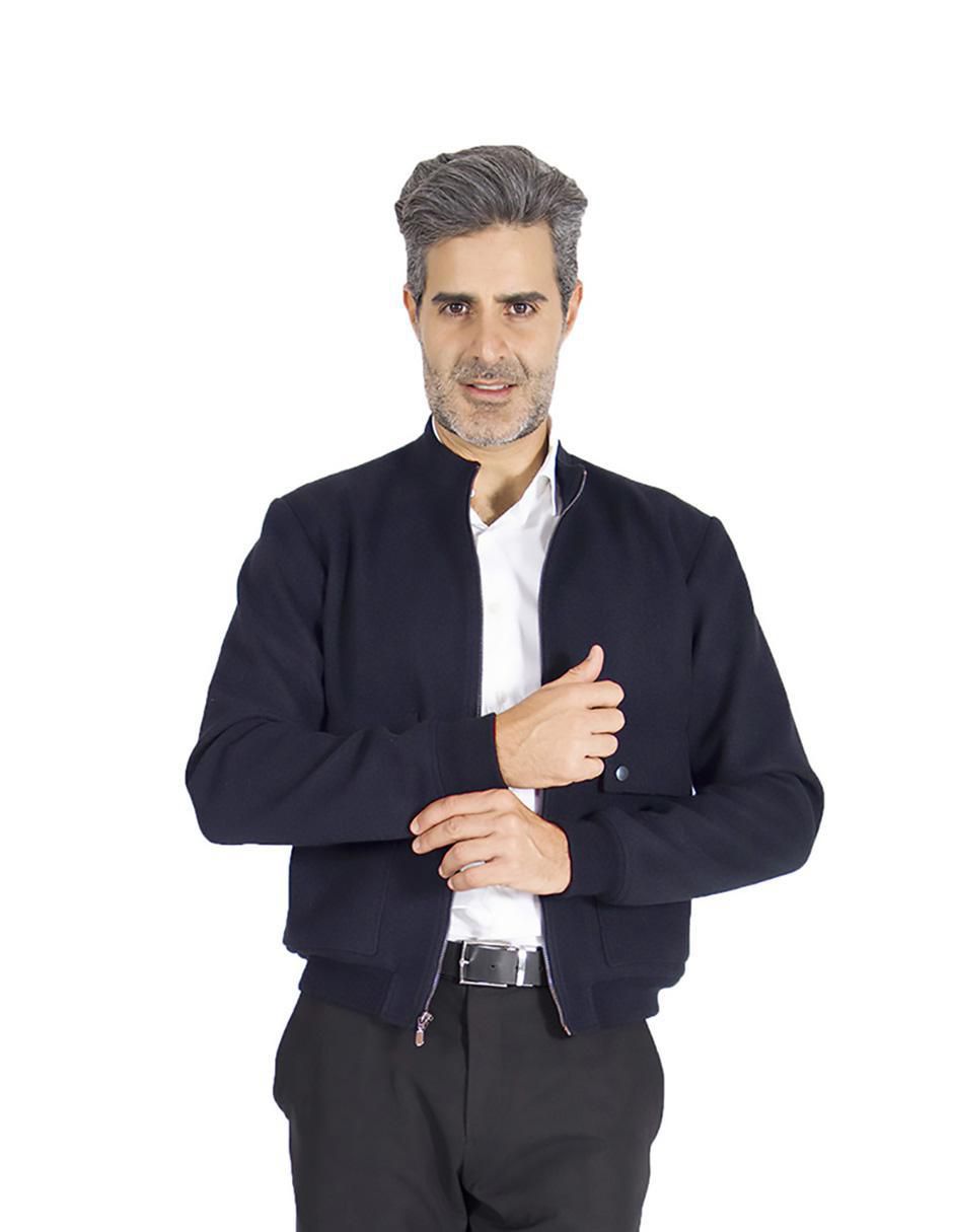 Abrigo con bolsillos para hombre