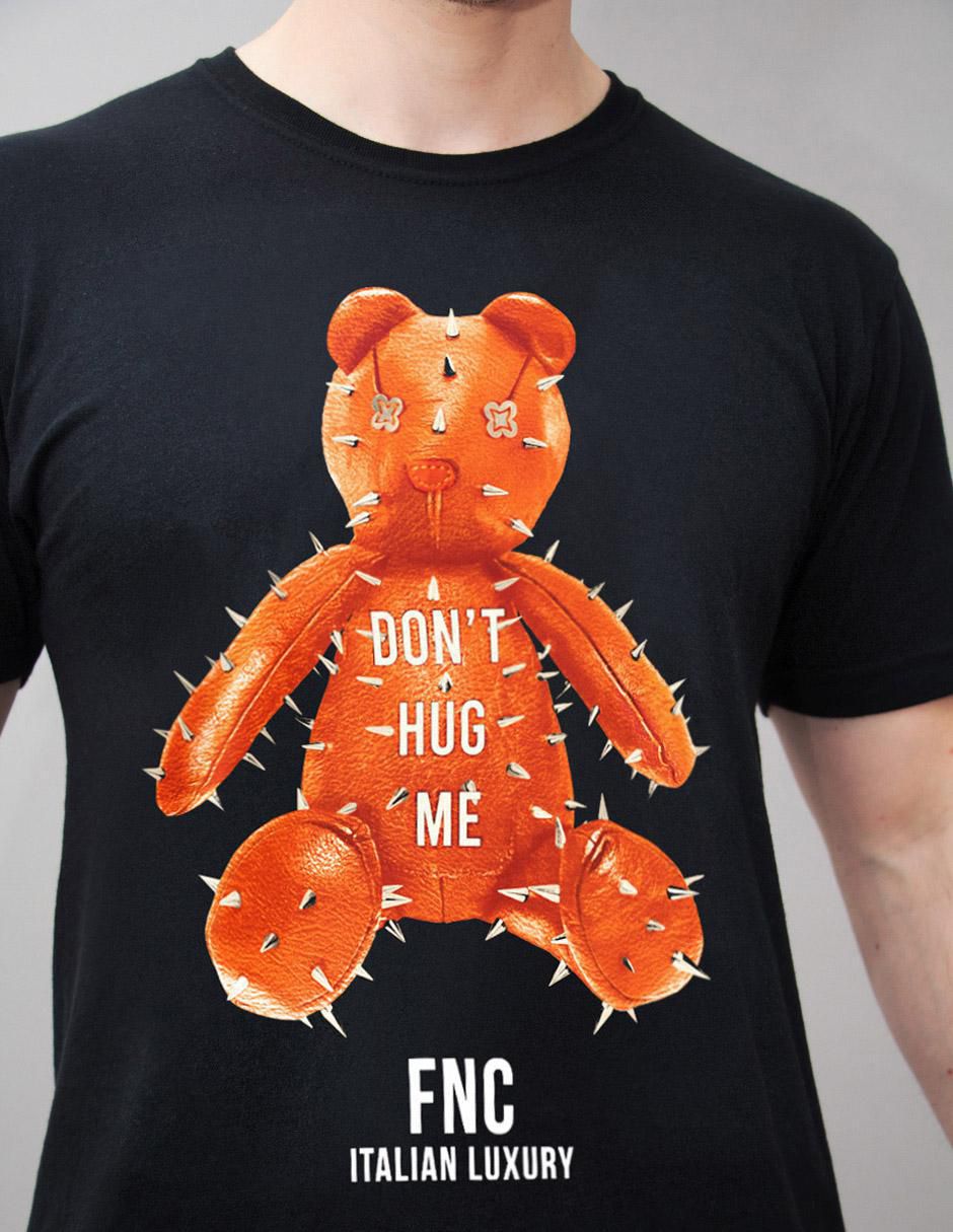 Playera Don'T Hug Me cuello redondo para hombre 3