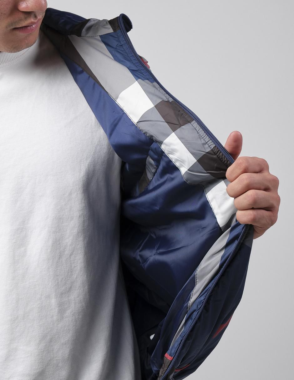Chaleco con capucha para hombre 5