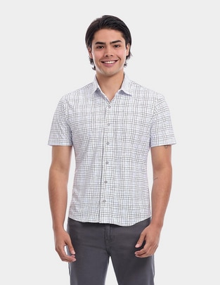 Camisa business casual manga corta para hombre Camisa business casual manga corta para hombre