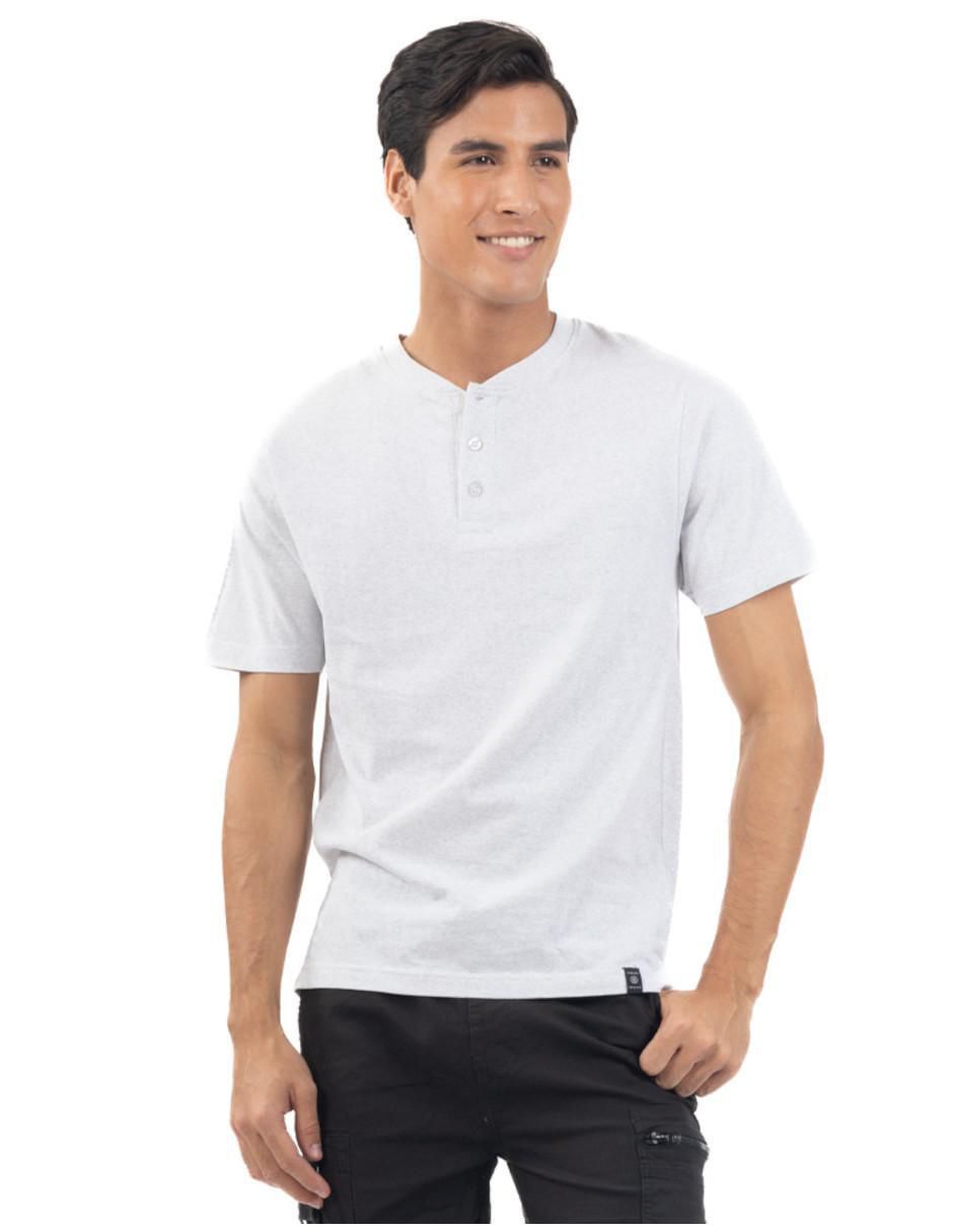 Set playera cuello henley para hombre 6
