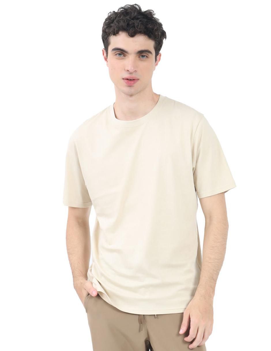 Set playera cuello redondo para hombre 11