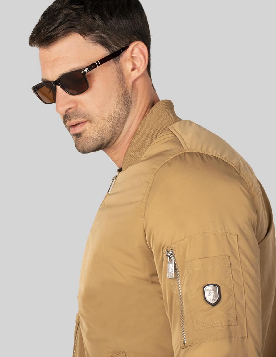 Chamarra bomber con bolsillos para hombre 4