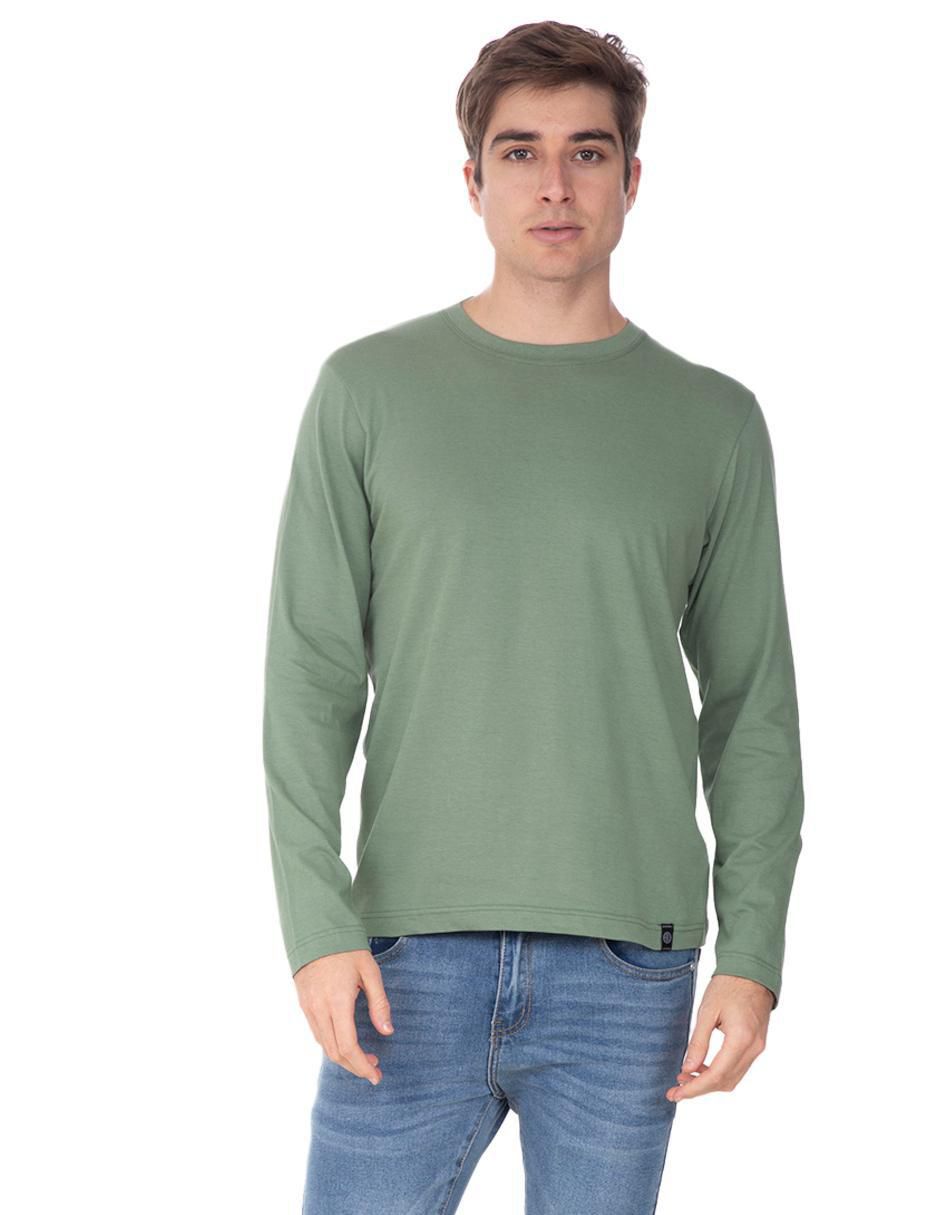 Set playera cuello redondo para hombre 4