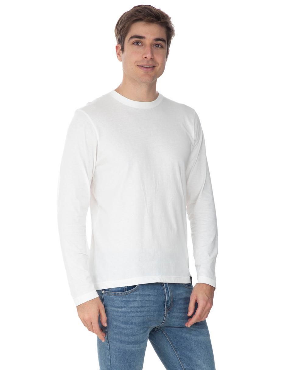 Set playera cuello redondo para hombre 3