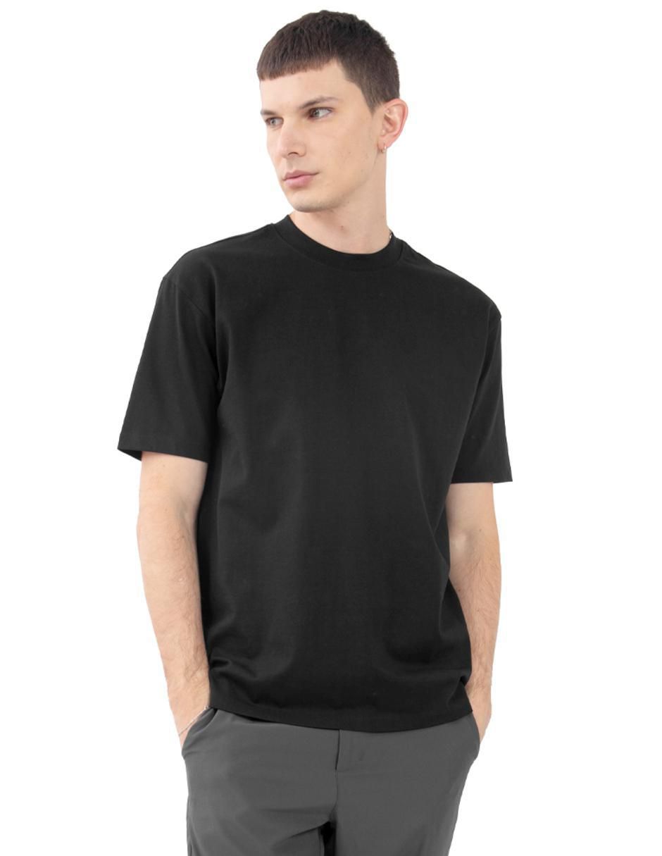 Set playera cuello redondo para hombre 5