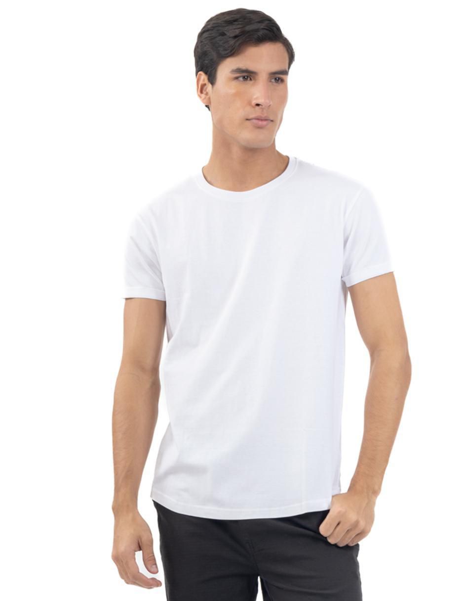 Set playera cuello redondo para hombre 6