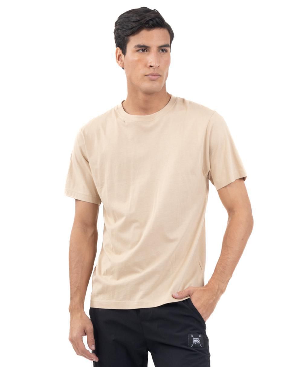 Set playera cuello redondo para hombre 2