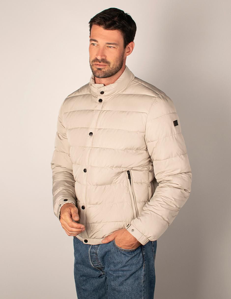 Chamarra acolchada Estilo reducido en talla capitonada para hombre 4