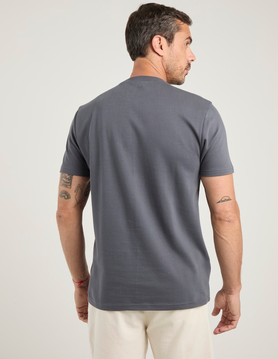 Playera cuello redondo para hombre 6