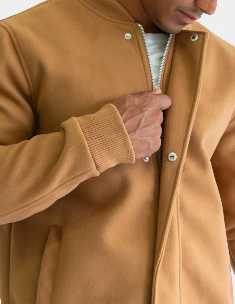Chamarra bomber con bolsillos para hombre