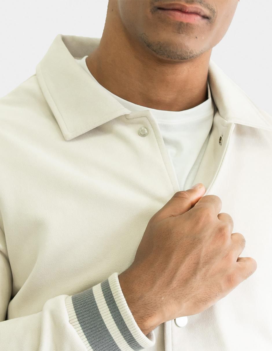 Chamarra casual con bolsillos para hombre