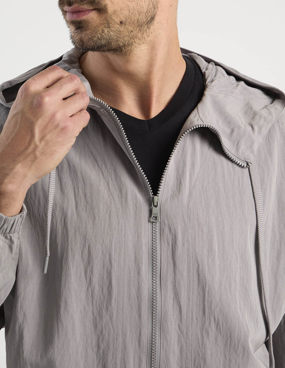 Chamarra rompevientos R Street con bolsillos para hombre