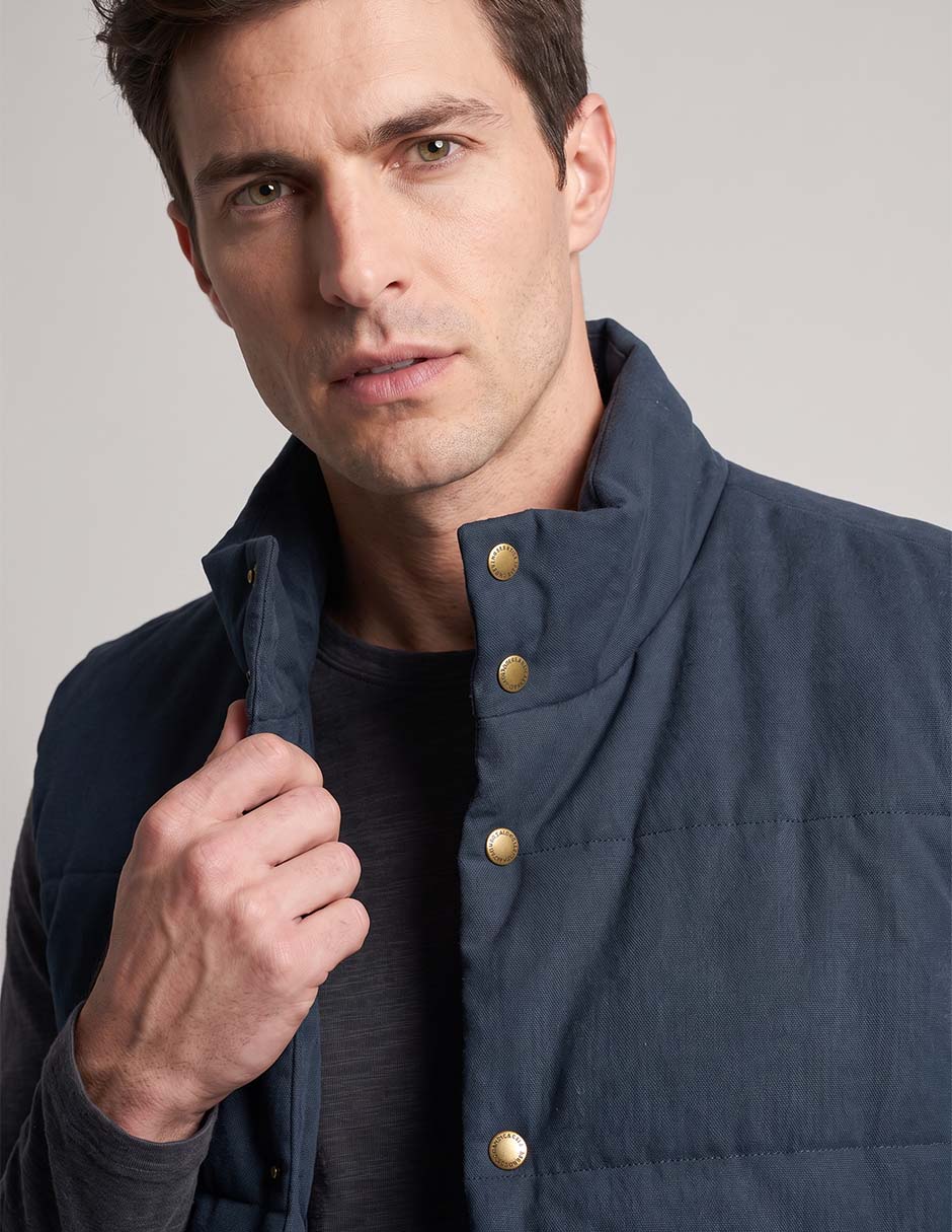 Chaleco con bolsillos para hombre 3