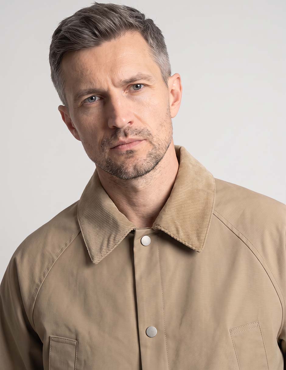 Chamarra casual con bolsillos para hombre 3