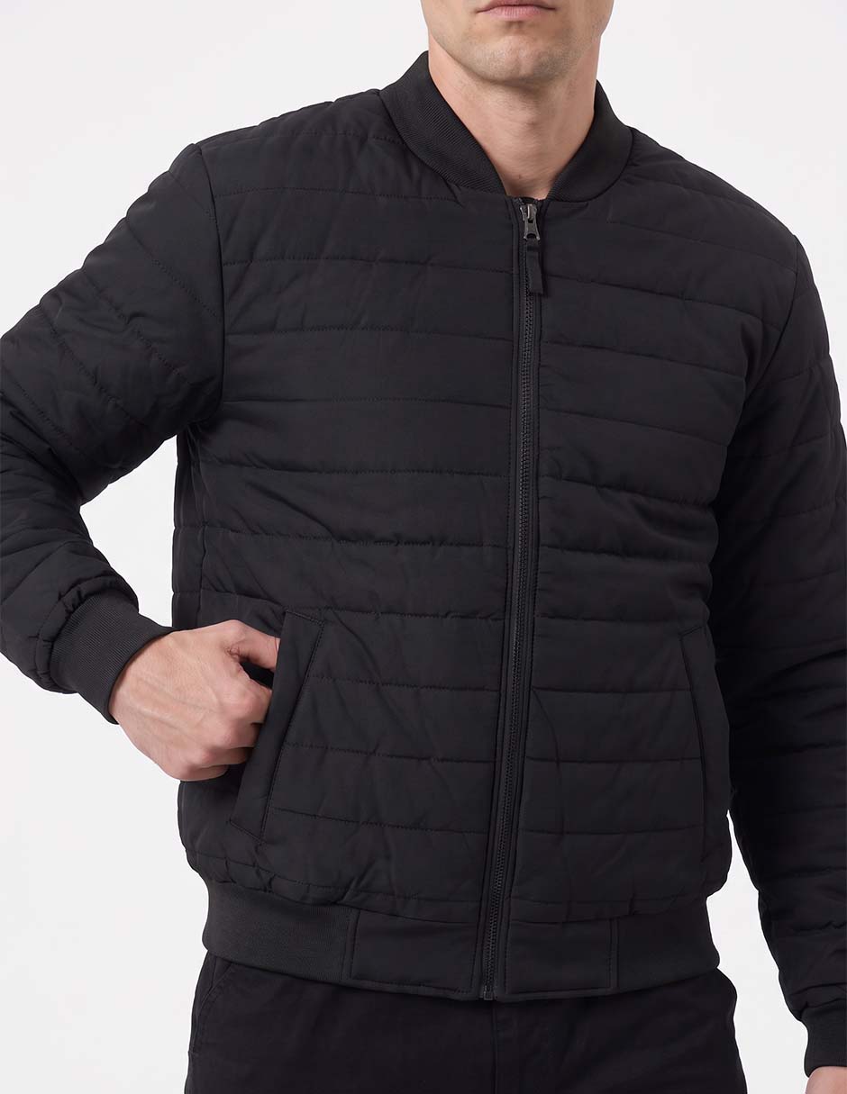 Chamarra capitonada con bolsillos para hombre 3
