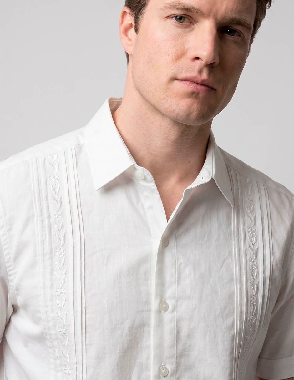 Guayabera manga corta para hombre 3