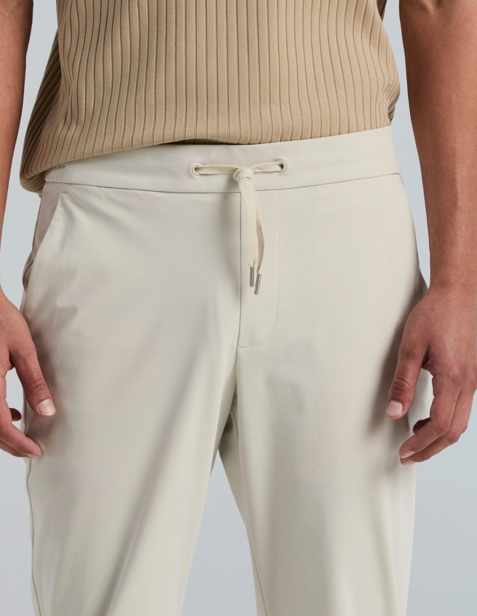 Pantalón técnico slim para hombre 2