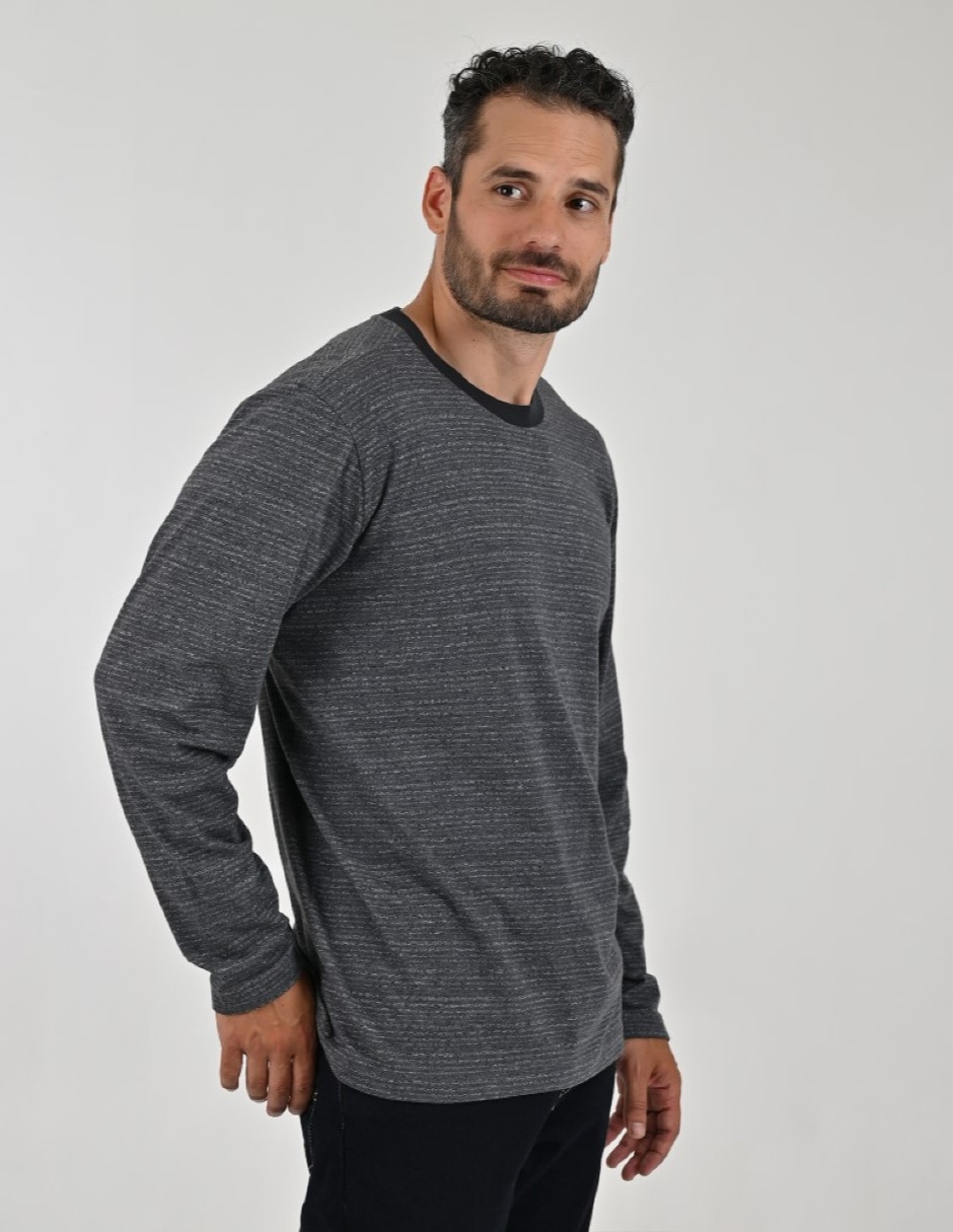 Playera cuello redondo para hombre 4
