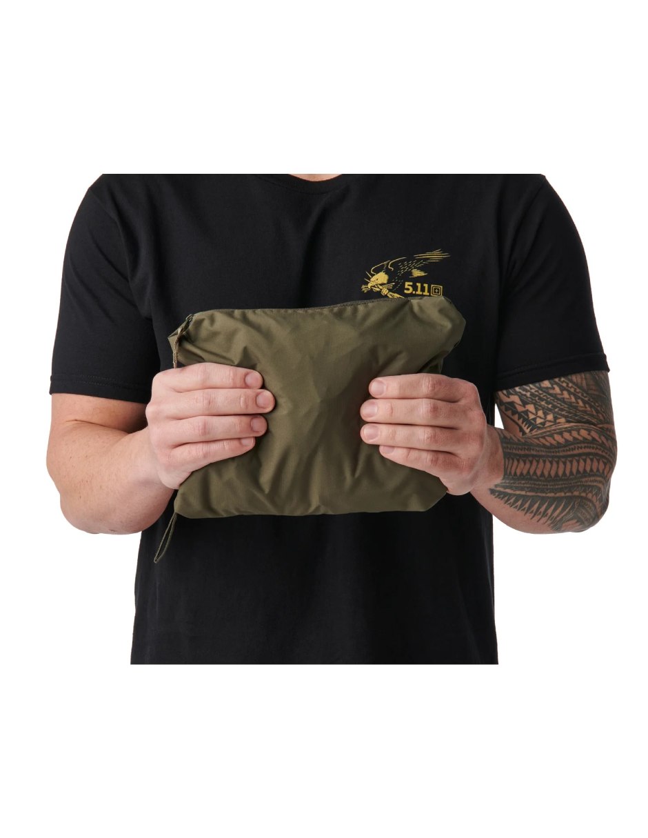 Chamarra casual capucha y bolsa para hombre 3