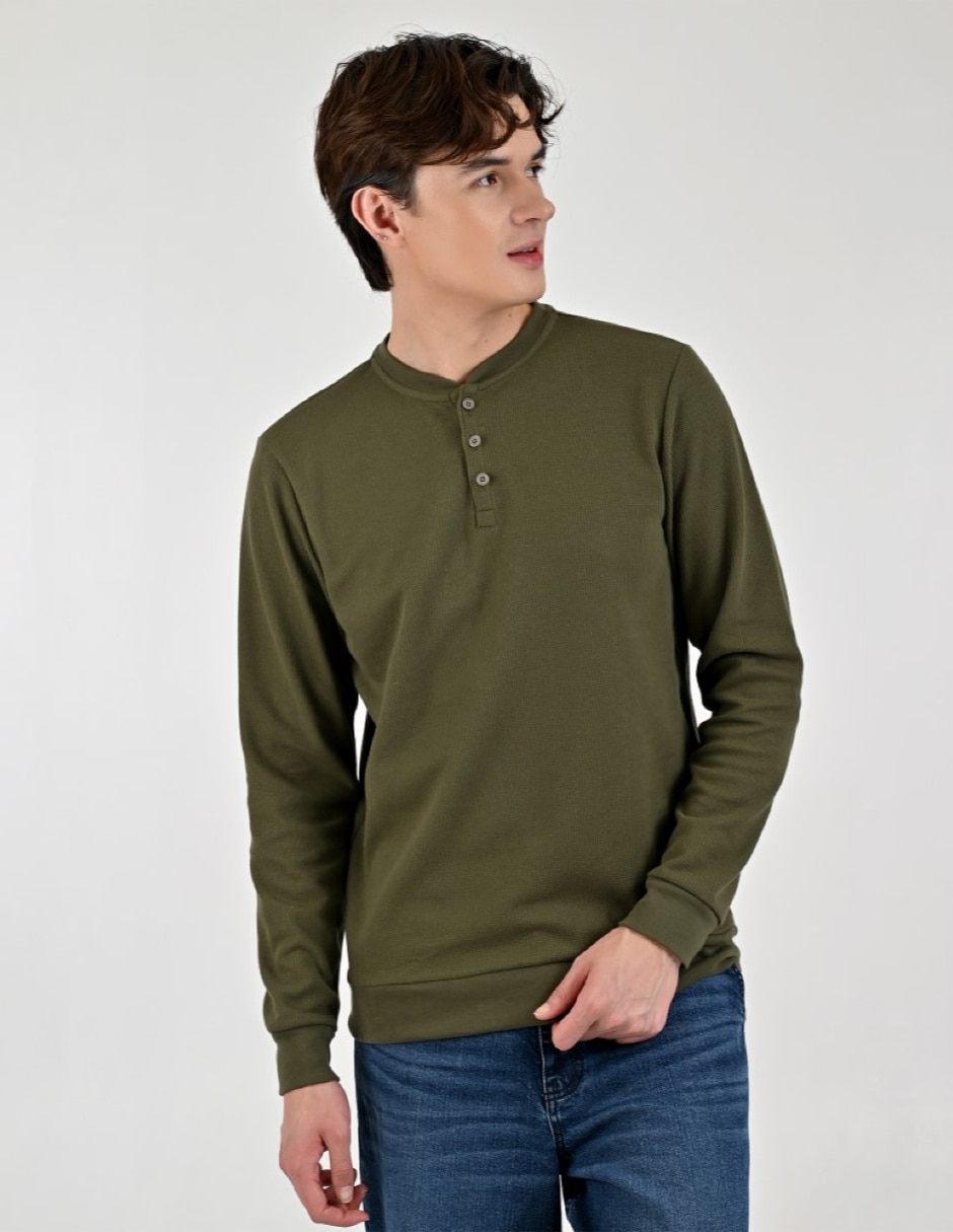 Playera cuello henley para hombre 1