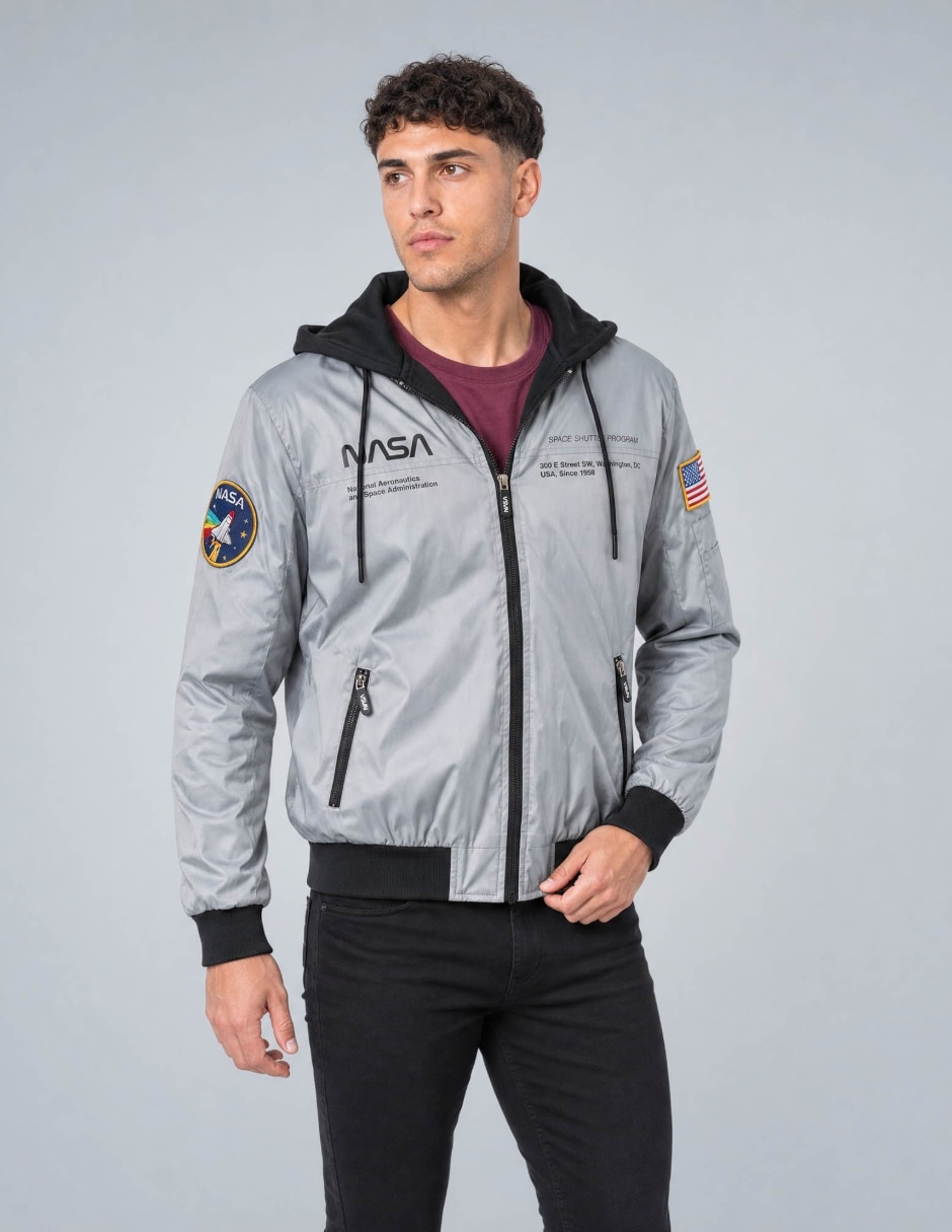 Chamarra bomber con capucha para hombre Chamarra bomber con capucha para hombre