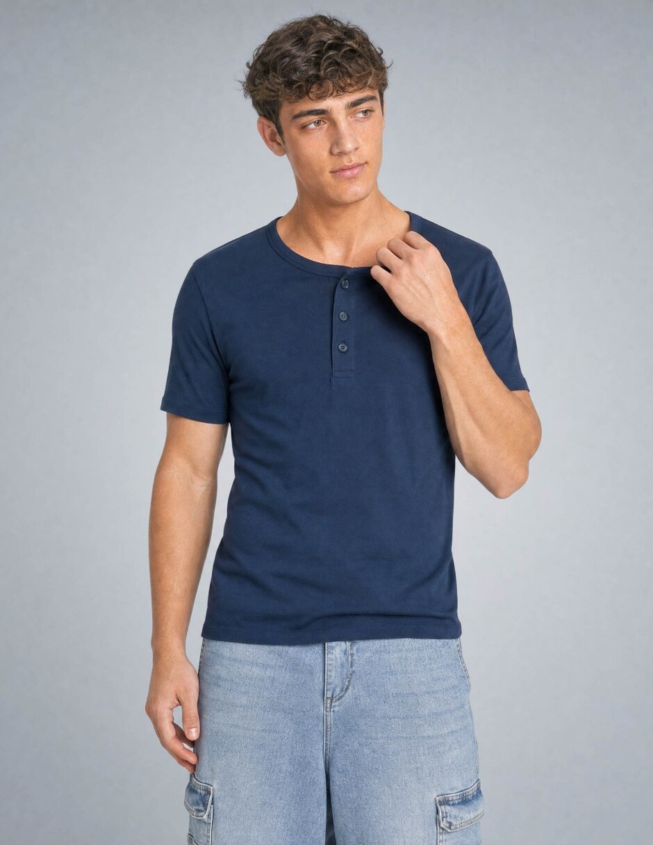 Playera cuello henley para hombre 2