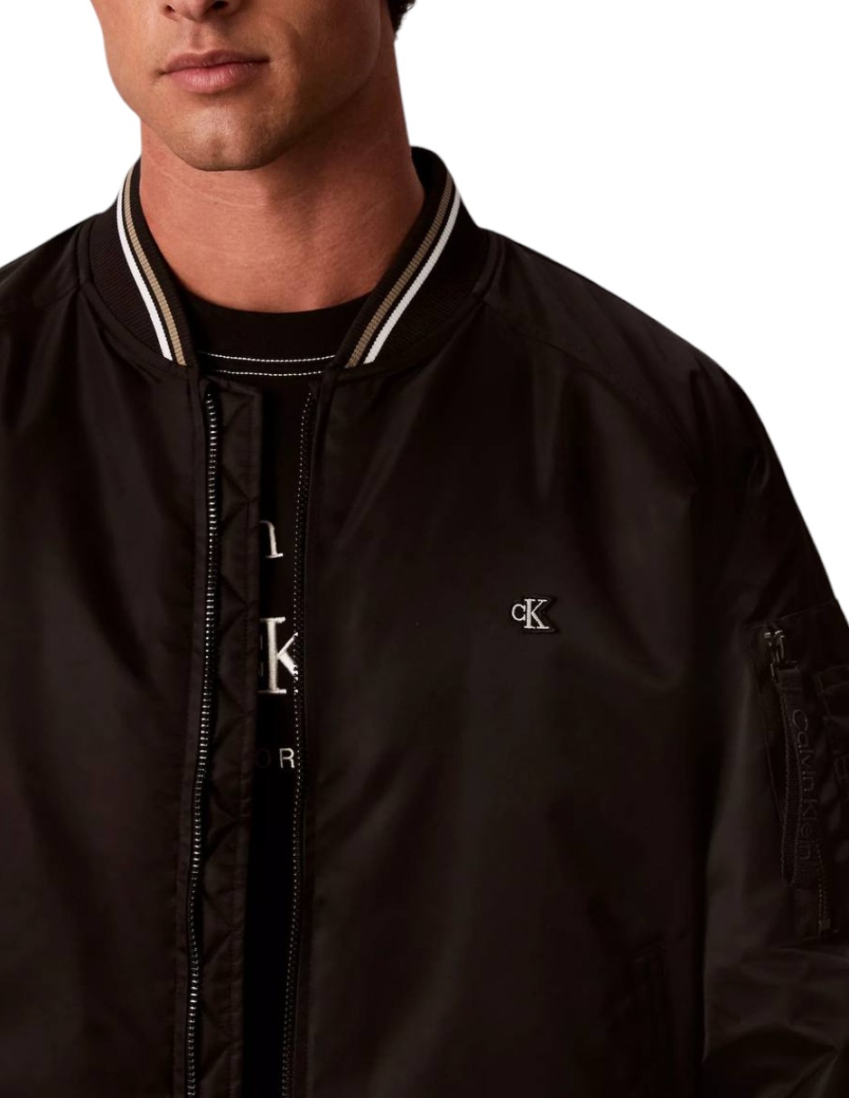 Chamarra casual bomber de nylon con bolsillos para hombre 3